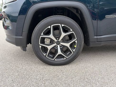 New 2026 Jeep Compass Limited AWD/4WD image 14