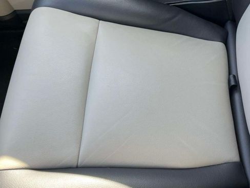 Used 2009 Dodge Journey R/T w/ Rear Seat Video Group FWD image 4