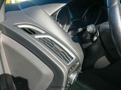 Used 2016 Ford Focus RS image 57