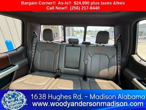 Used 2015 Ford F150 King Ranch w/ Equipment Group 601A Luxury AWD/4WD image 10