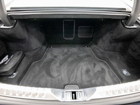 Certified 2023 Bentley Flying Spur V8 AWD/4WD image 48