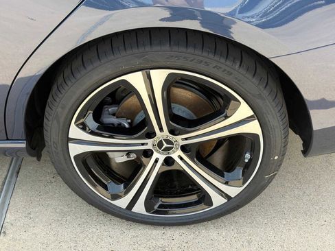 New 2026 Mercedes-Benz C 300 Sedan image 9