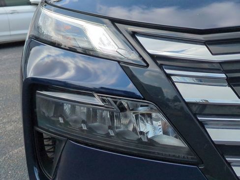 Used 2024 Nissan Rogue SV image 10