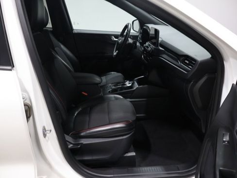 Used 2024 Ford Escape ST-Line image 22