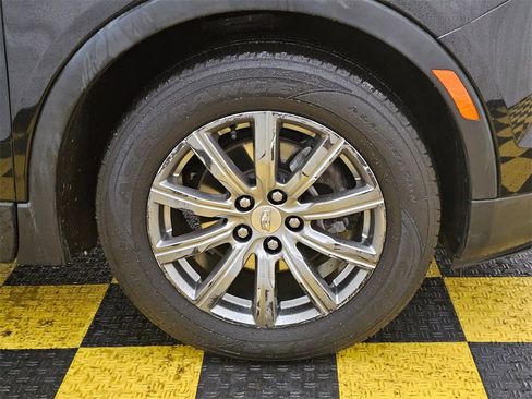 Used 2020 Cadillac XT4 Premium Luxury image 9