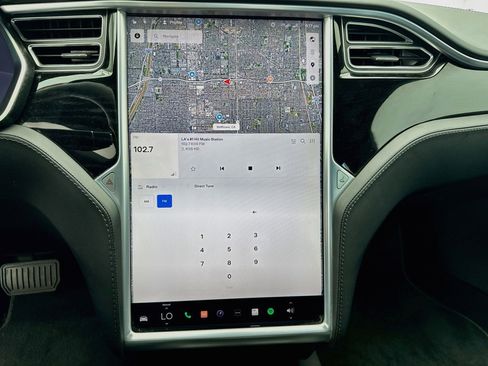 Used 2017 Tesla Model S 75D AWD/4WD image 11