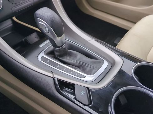 Used 2014 Ford Fusion SE image 30