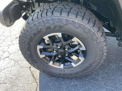 New 2026 Jeep Gladiator Rubicon image 38