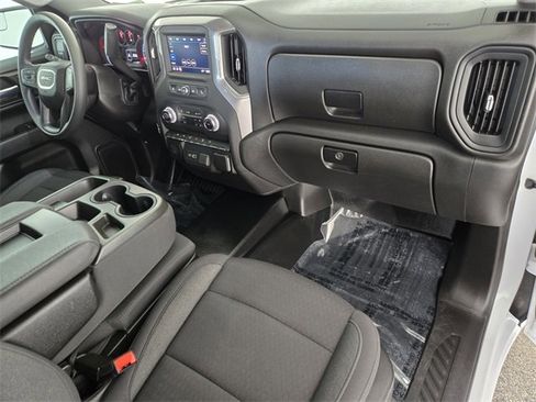 Used 2023 GMC Sierra 1500 Pro w/ Convenience Package image 16