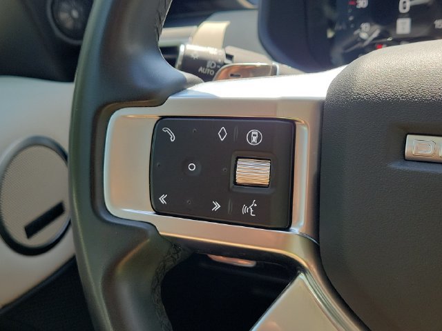 Used 2024 Land Rover Discovery S AWD/4WD image 25