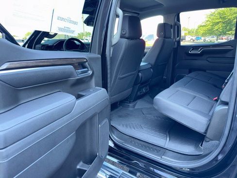 Used 2025 Chevrolet Silverado 1500 LT AWD/4WD image 26