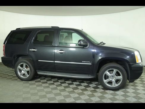 Used 2012 GMC Yukon Denali AWD/4WD image 5