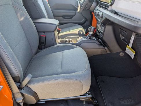 New 2026 Jeep Gladiator Sport AWD/4WD image 28