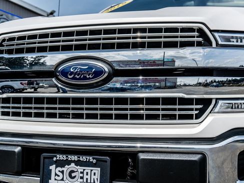 Used 2019 Ford F150 Lariat image 11