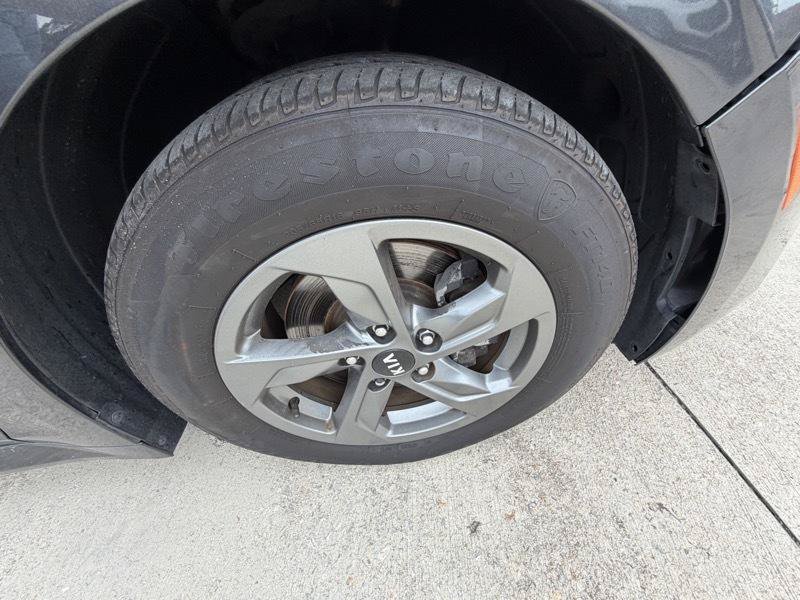 Used 2021 Kia K5 LXS FWD image 12