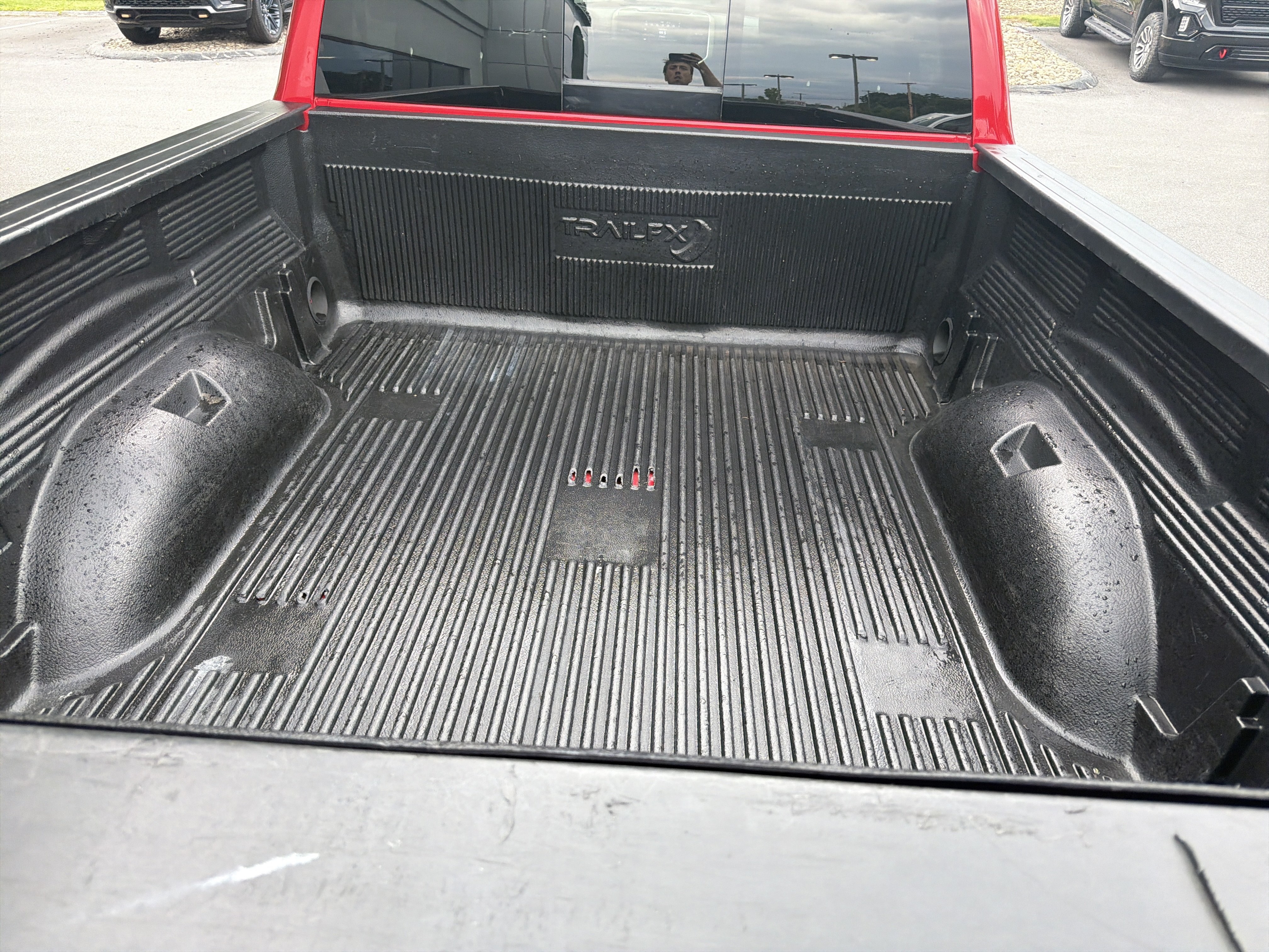 Used 2021 RAM 1500 Laramie AWD/4WD image 5