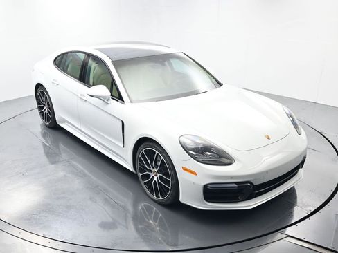 Certified 2022 Porsche Panamera GTS image 42