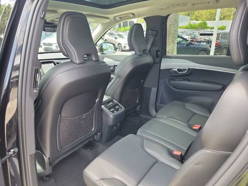 Used 2023 Volvo XC90 B5 Core w/ Protection Package Premier AWD/4WD image 8