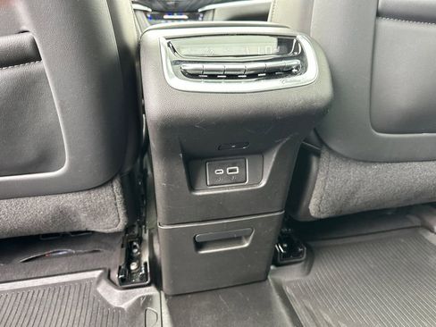 Certified 2023 Cadillac XT6 Premium Luxury w/ LPO, Floor Liner Package image 22