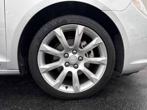 Used 2013 Buick LaCrosse Touring image 28