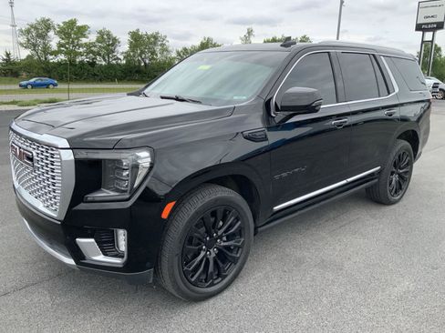 Used 2023 GMC Yukon Denali w/ Denali Reserve Package AWD/4WD image 4