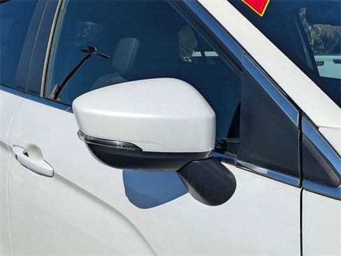 Used 2025 Mitsubishi Eclipse Cross SE image 25