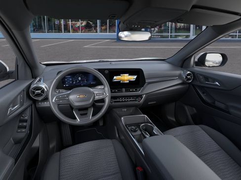 New 2027 Chevrolet Equinox LT FWD image 15
