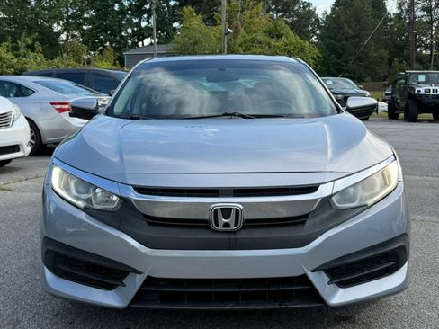 Used 2017 Honda Civic EX image 3