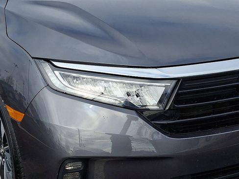 Certified 2023 Honda Odyssey EX-L image 9