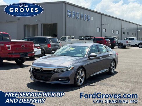 Used 2018 Honda Accord Touring image 1
