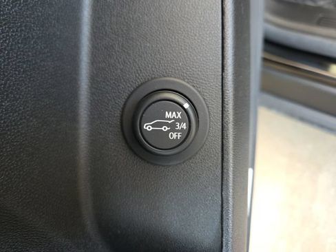 Used 2022 Chevrolet Equinox RS w/ RS Leather Package AWD/4WD image 17