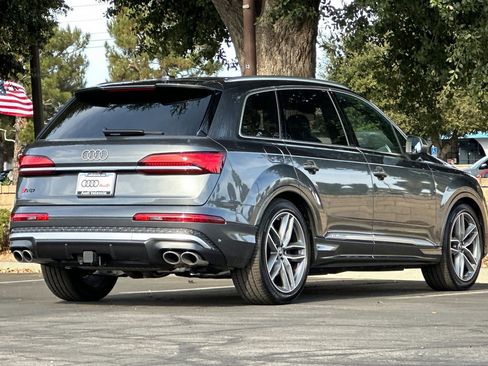New 2025 Audi SQ7 Premium Plus image 4