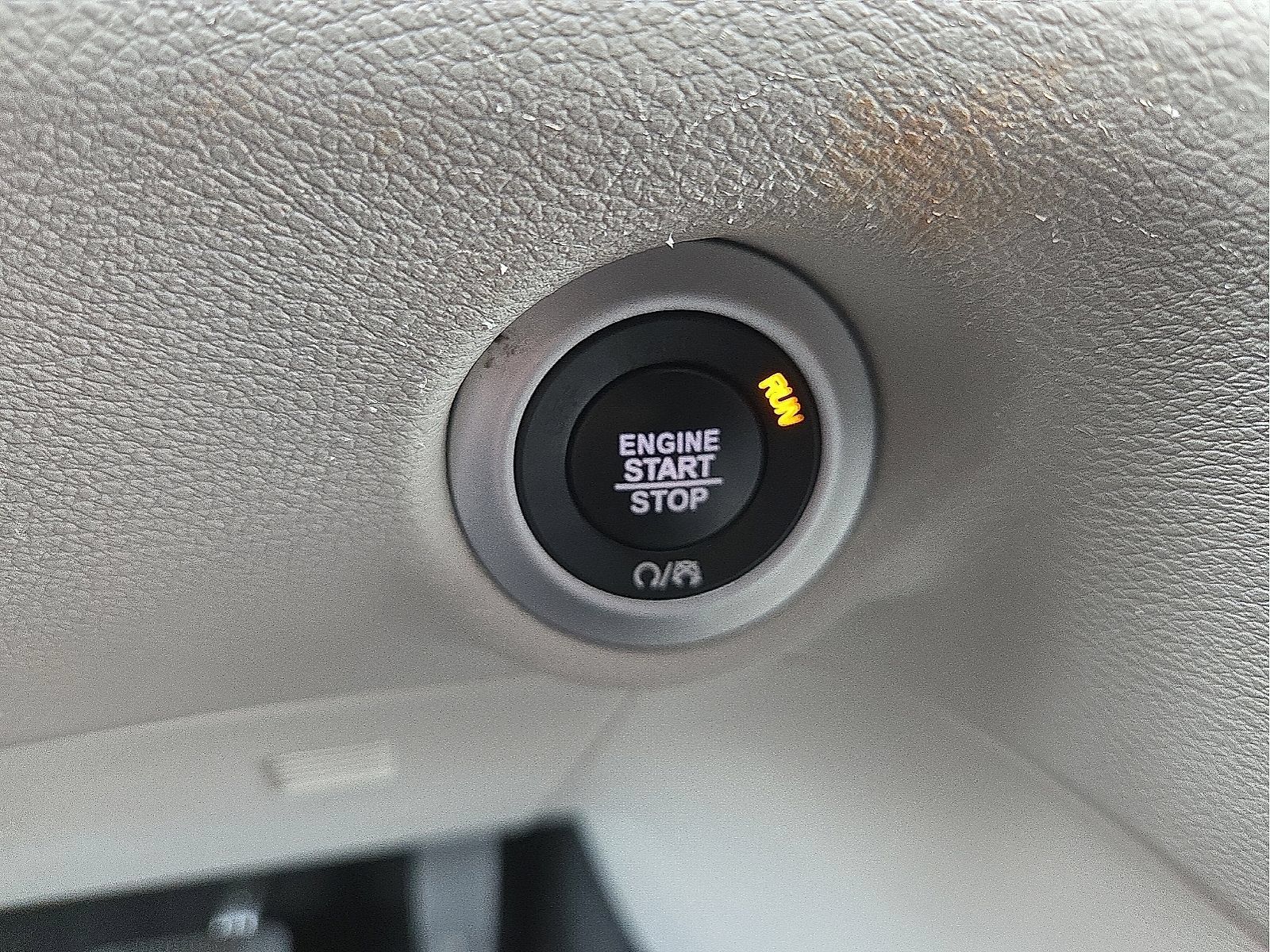 Used 2023 Chrysler Pacifica Touring-L FWD image 22