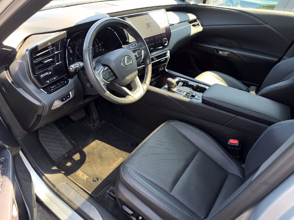 Used 2024 Lexus RX 350 Premium w/ Accessory Package (Z1) AWD/4WD image 11