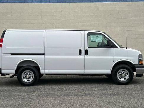 New 2026 Chevrolet Express 2500 w/ Driver Convenience Package RWD image 3