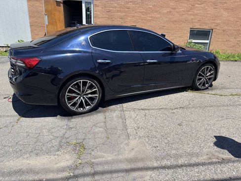 Used 2021 Maserati Ghibli S RWD image 1