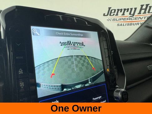 Used 2025 RAM 2500 Big Horn AWD/4WD image 3