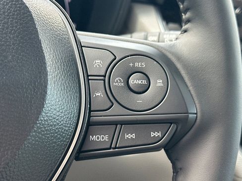 New 2026 Toyota Corolla Cross LE image 27