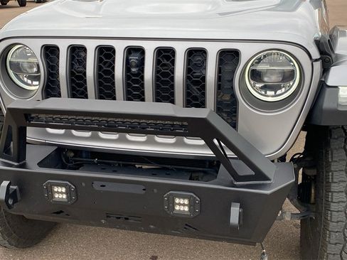 Used 2021 Jeep Gladiator Rubicon image 9