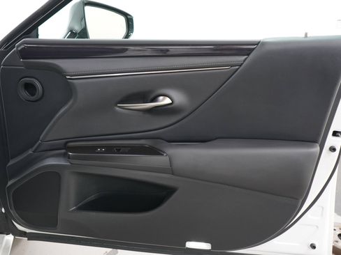 Used 2019 Lexus ES 350 FWD image 9