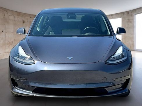 Used 2020 Tesla Model 3 Standard Range Plus RWD image 4