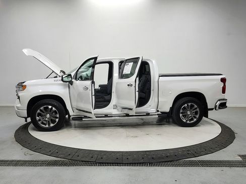 Used 2024 Chevrolet Silverado 1500 High Country AWD/4WD image 12