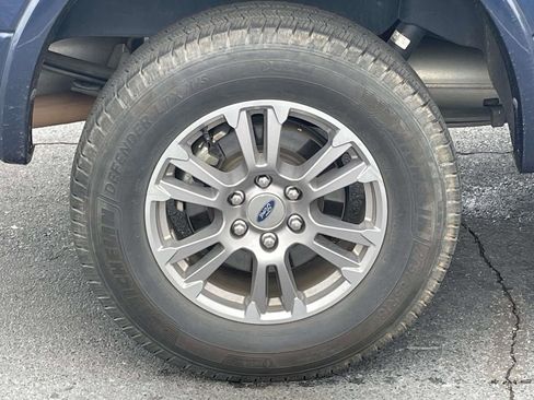 Used 2020 Ford F150 Lariat w/ FX4 Off-Road Package image 13