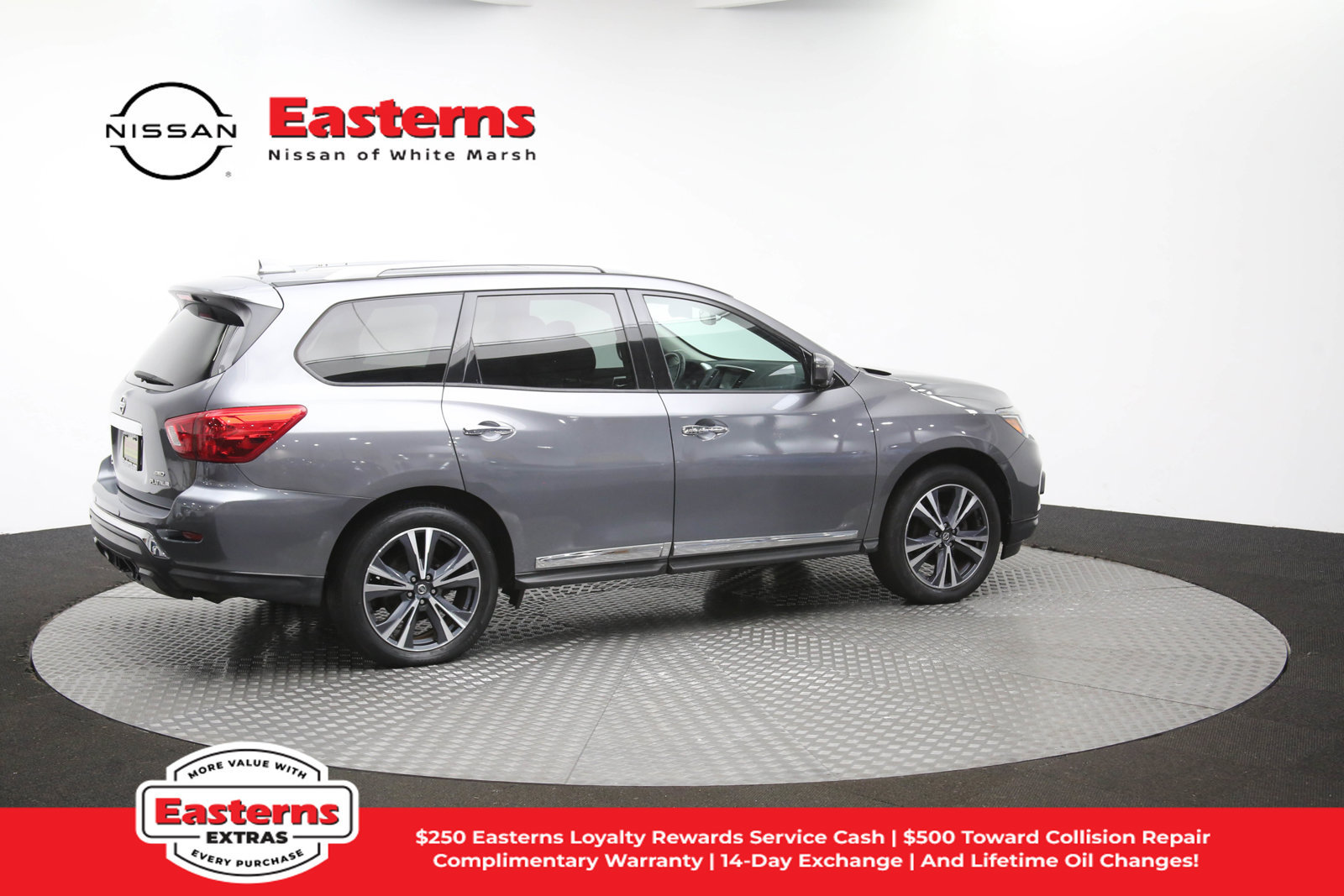 Used 2020 Nissan Pathfinder Platinum AWD/4WD image 46
