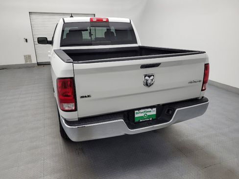 Used 2019 RAM 1500 Classic SLT w/ Luxury Group image 6