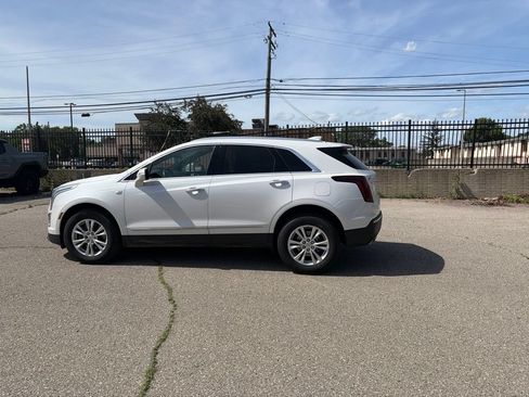 Used 2023 Cadillac XT5 Luxury AWD/4WD image 3