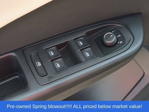 Used 2025 Volkswagen Taos S FWD image 22