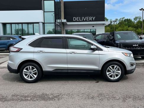 Used 2016 Ford Edge SEL FWD image 28