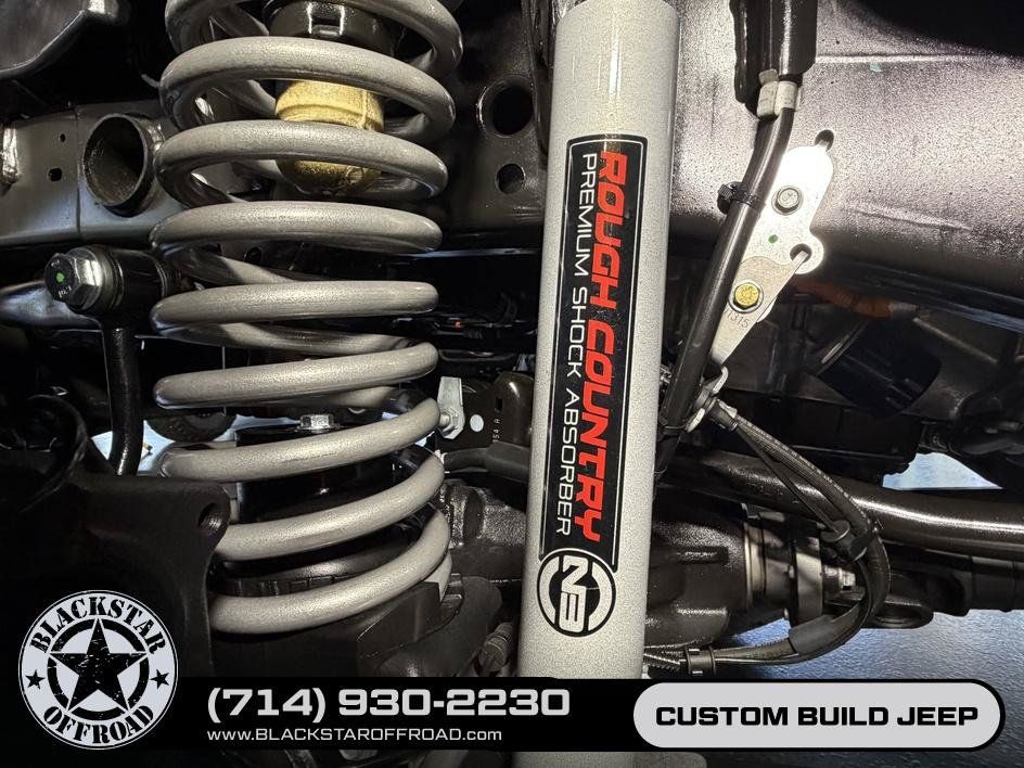 Used 2024 Jeep Wrangler High Altitude AWD/4WD image 36