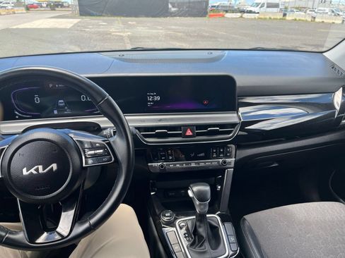 Used 2025 Kia Seltos S FWD image 27